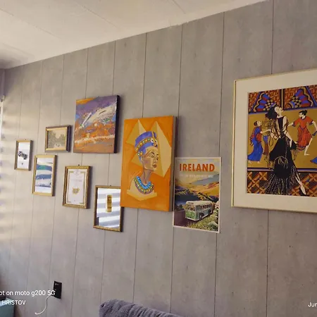 Studio Flat In The Center Of Velikotarnovo,garibaldi *